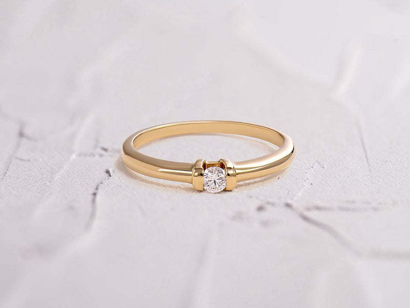 Golden Solitaire - Ring Lala Diamonds and Jewelry